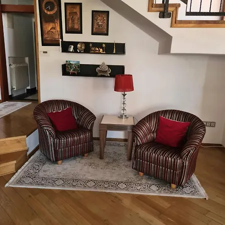 Center - Free Parking