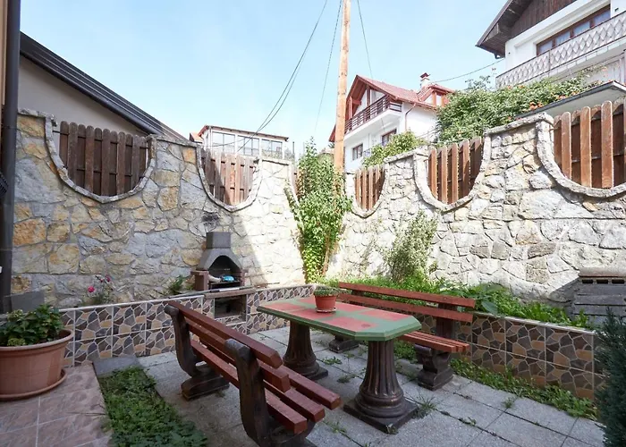 Villa Center - Free Parking