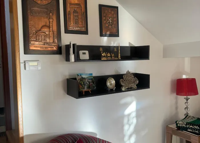 Center - Free Parking